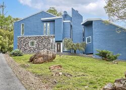 Short-sale in  HOLLY DR Harrisburg, PA 17110