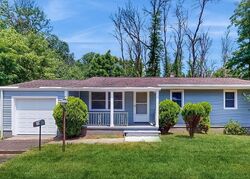 Short-sale in  WARRENVILLE RD Middlesex, NJ 08846