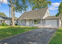 Short-sale in  HOLBROOK LN Willingboro, NJ 08046