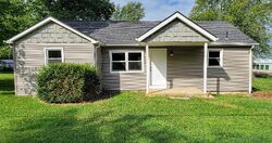 Short-sale in  S ELM ST Marshfield, MO 65706