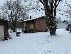 Short-sale in  3RD AVE E Hibbing, MN 55746