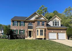 Short-sale in  HUNTER DR Clinton, MD 20735