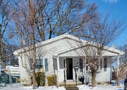 Short-sale Listing in COMPASS RD MIDDLE RIVER, MD 21220