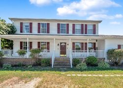 Short-sale in  FOX RUN RD East New Market, MD 21631
