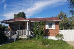 Short-sale in  ESSEX SQ Essex, MD 21221