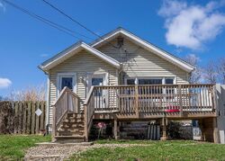 Short-sale in  DOERING RD East Peoria, IL 61611