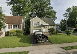 Short-sale in  WILLOW AVE Garwood, NJ 07027
