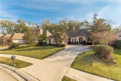 Short-sale in  Lake Orleans Blvd Ponchatoula, LA 70454