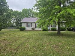  Hardin Ave, Dickson TN