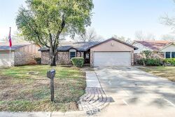 Short-sale in  ASPEN WAY Fort Worth, TX 76137