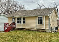 Short-sale in  SW 3RD ST Des Moines, IA 50315