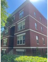 Short-sale in  S University Ave Unit 3s Chicago, IL 60637