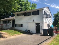 Short-sale in  DORIS RD Abington, PA 19001