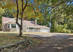 Short-sale in  WASHINGTON LN Wyncote, PA 19095