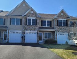Short-sale in  WOODSPRING CIR Sellersville, PA 18960