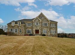 Short-sale in  HILL CREEK LN Potomac, MD 20854