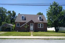 Short-sale in  W RACE ST Pottstown, PA 19464