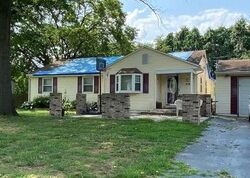 Short-sale in  CARDINAL AVE Bear, DE 19701