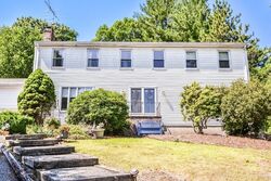 Short-sale in  FLANAGAN DR Framingham, MA 01701