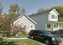 Short-sale in  BARBERRY CT Newark, DE 19702
