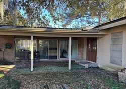 Short-sale in  Plank Rd Baker, LA 70714