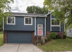 Short-sale in  N 115th St Omaha, NE 68164