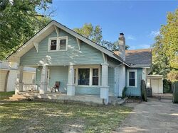 Short-sale in  WASHINGTON AVE Parsons, KS 67357