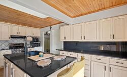 Short-sale in  MAIN ST Newaygo, MI 49337