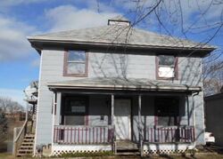 Short-sale in  W WALNUT ST Independence, MO 64050
