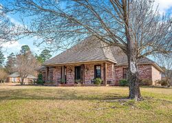 Short-sale in  Lakeland Dr Pineville, LA 71360
