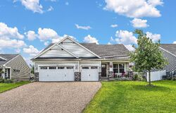 Short-sale in  BOULDER PASS ST Jordan, MN 55352